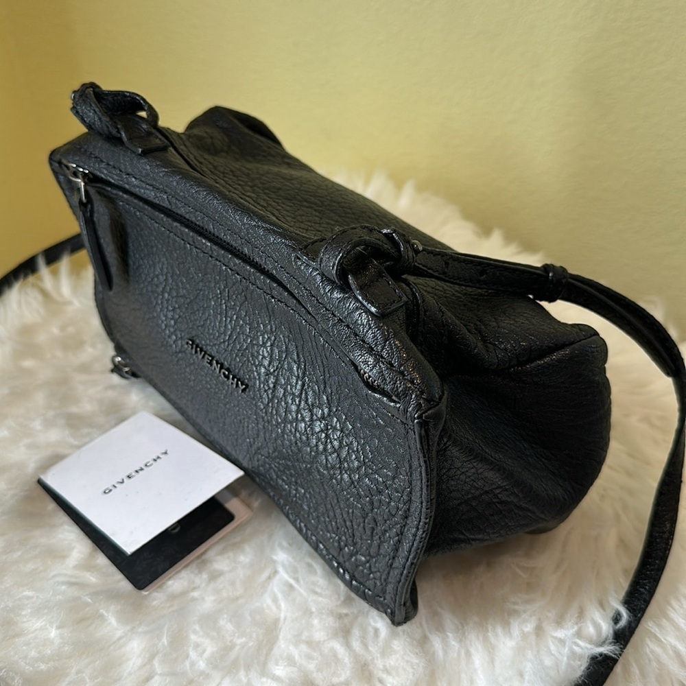 💯Authentic Givenchy Pandora  Black Leather Mini Crossbody Bag🍀 - Picture 4 of 15